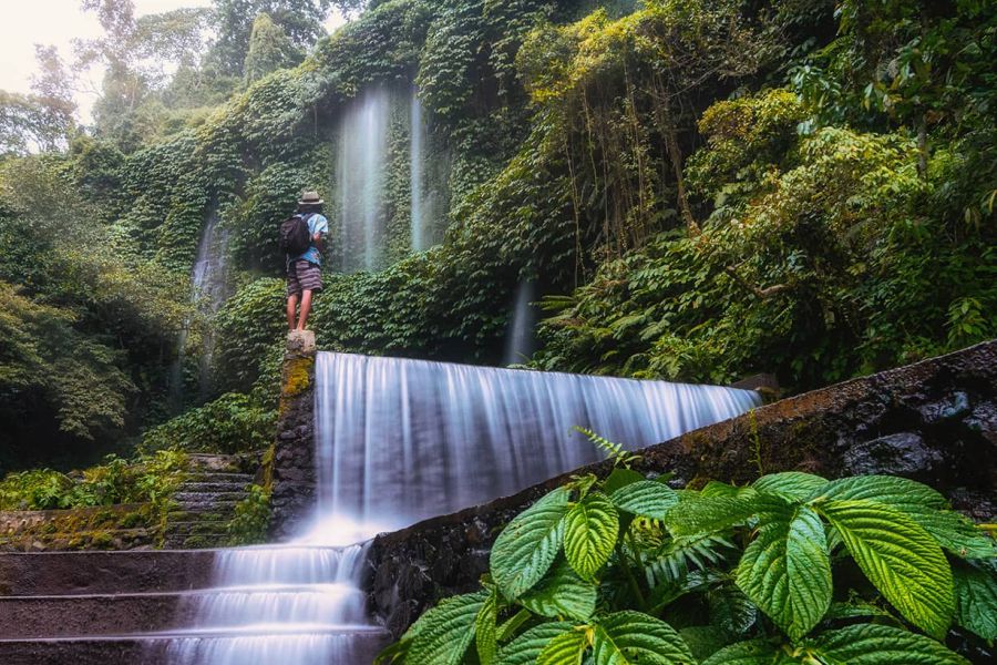 Benang Kelambu & Benang Stokel Waterfall Tour